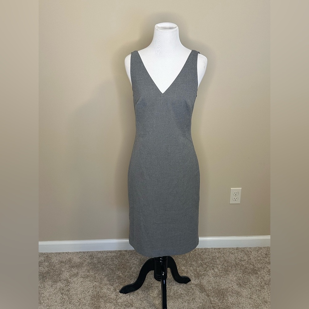 Banana Republic Gray V-Neck Midi Dress